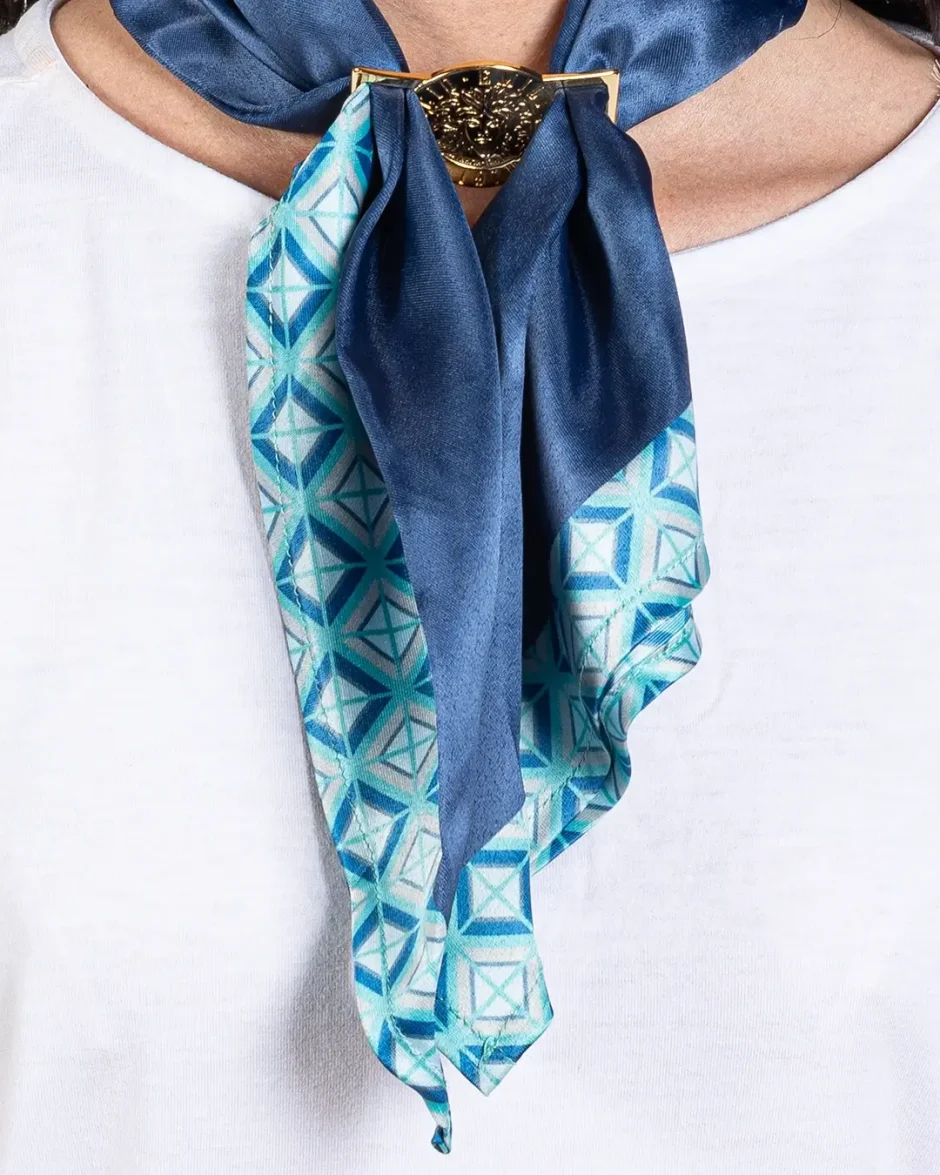 Foulard stampato fronte e retro con logo